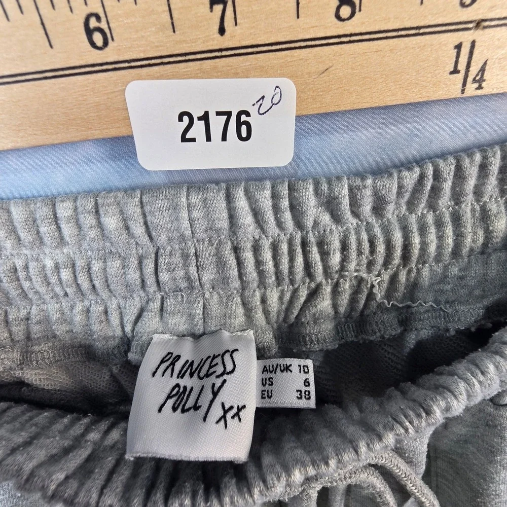 Princess Polly‎ XX Gray NYC Sweat Shorts Elastic Drawstring Waist Raw Hem Size 6